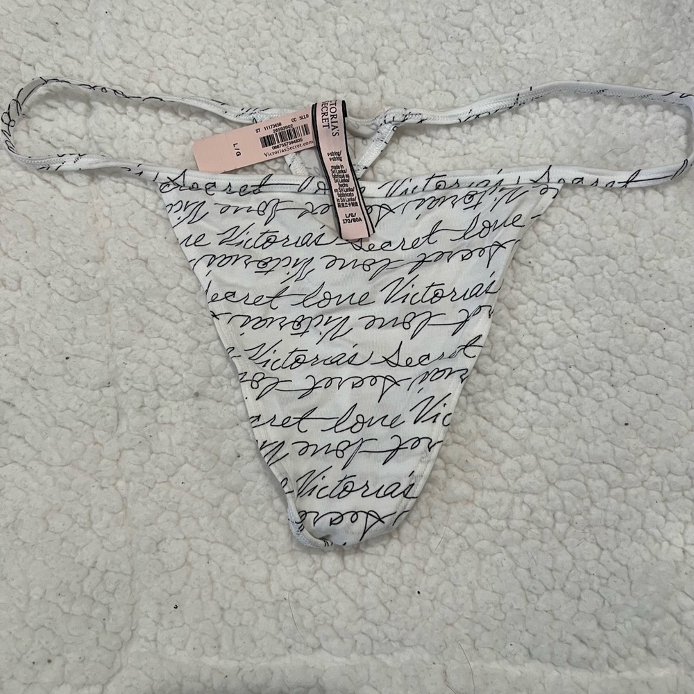 NWT 2 Victoria’s Secret Size L Thongs